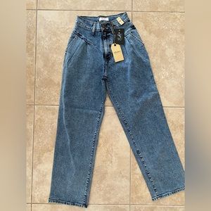 Vibrant Jeans